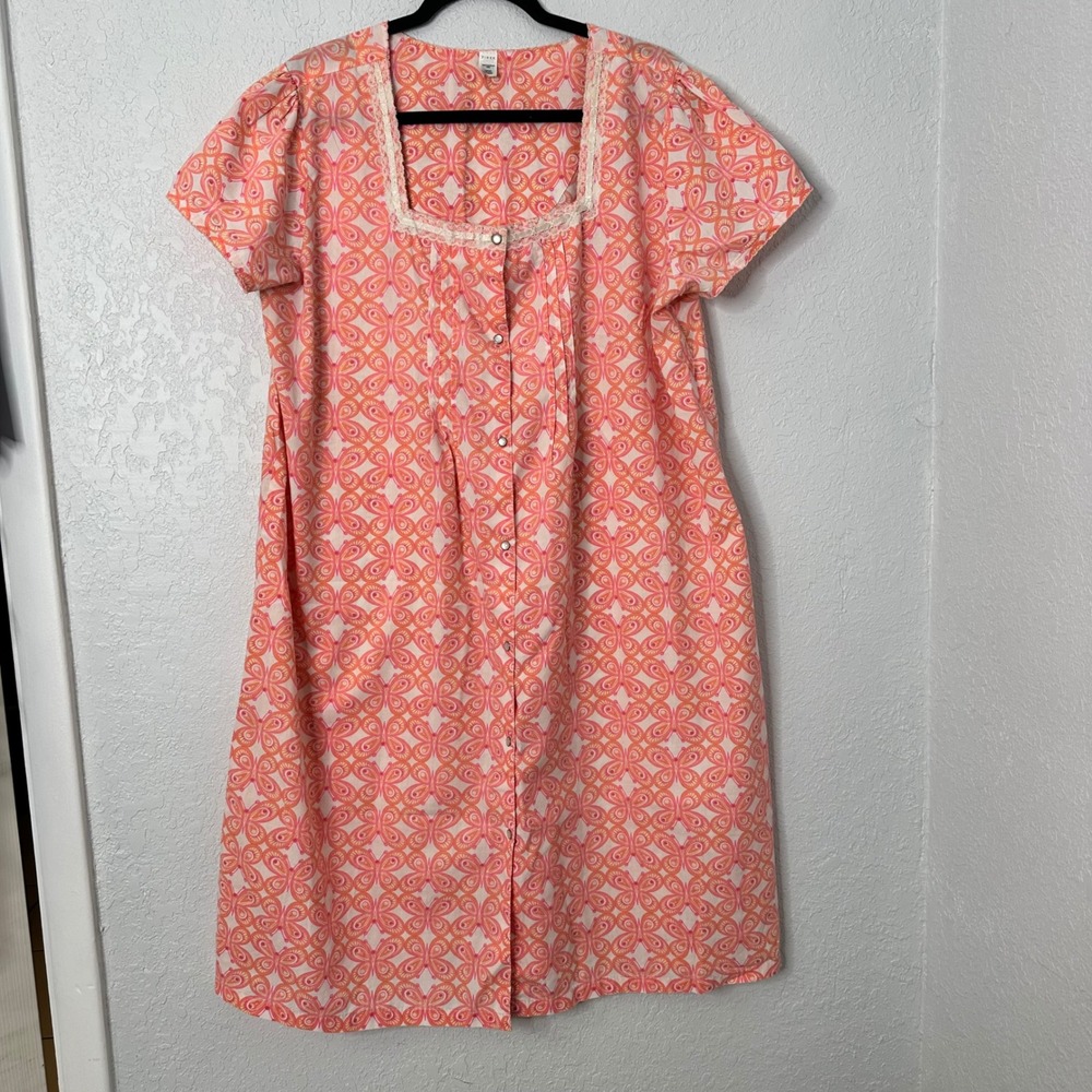 Vintage 80s‎ butterfly kMArt PINK Large Butterfly 
 Nightgown Sleep Shirt Mumu